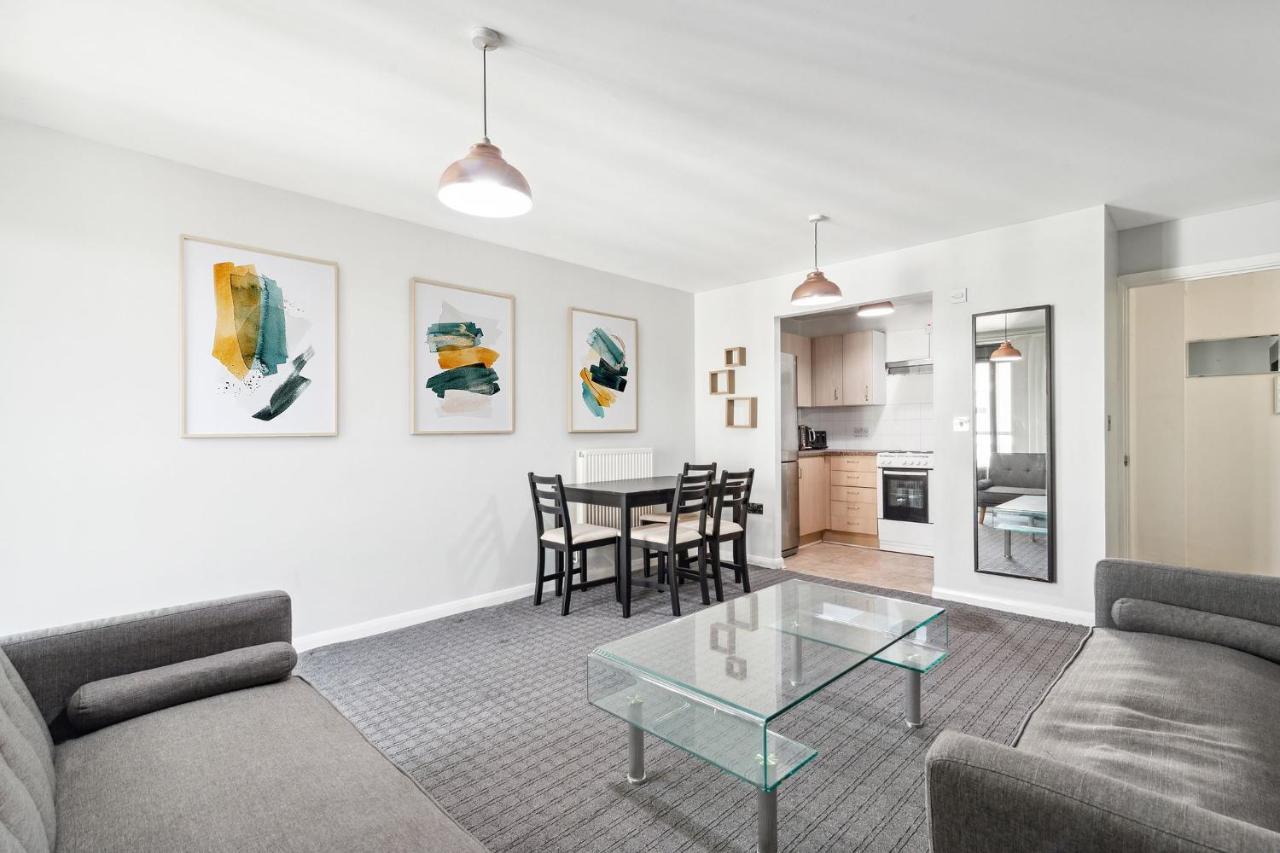 Docklands Cozy View Apartment Londres Exterior foto